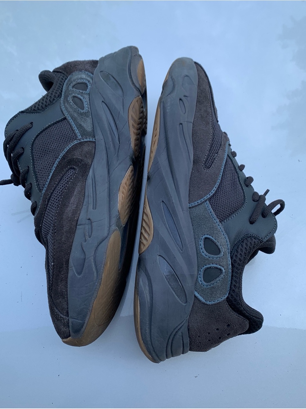 Yeezy 700 utility black